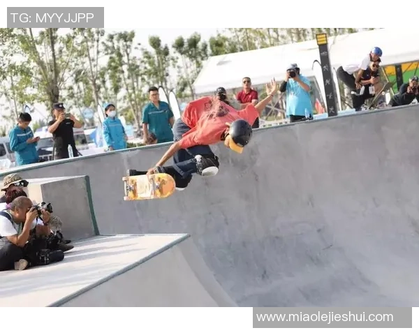 广州滑板队在极限运动嘉年华中以88分稳居积分榜首位 广州滑板队在极限运动嘉年华中以88分稳居积分榜首位