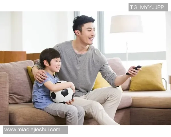 可爱足球毛绒玩偶陪伴你快乐每一天打造温馨家庭氛围的最佳选择 可爱足球毛绒玩偶陪伴你快乐每一天打造温馨家庭氛围的最佳选择